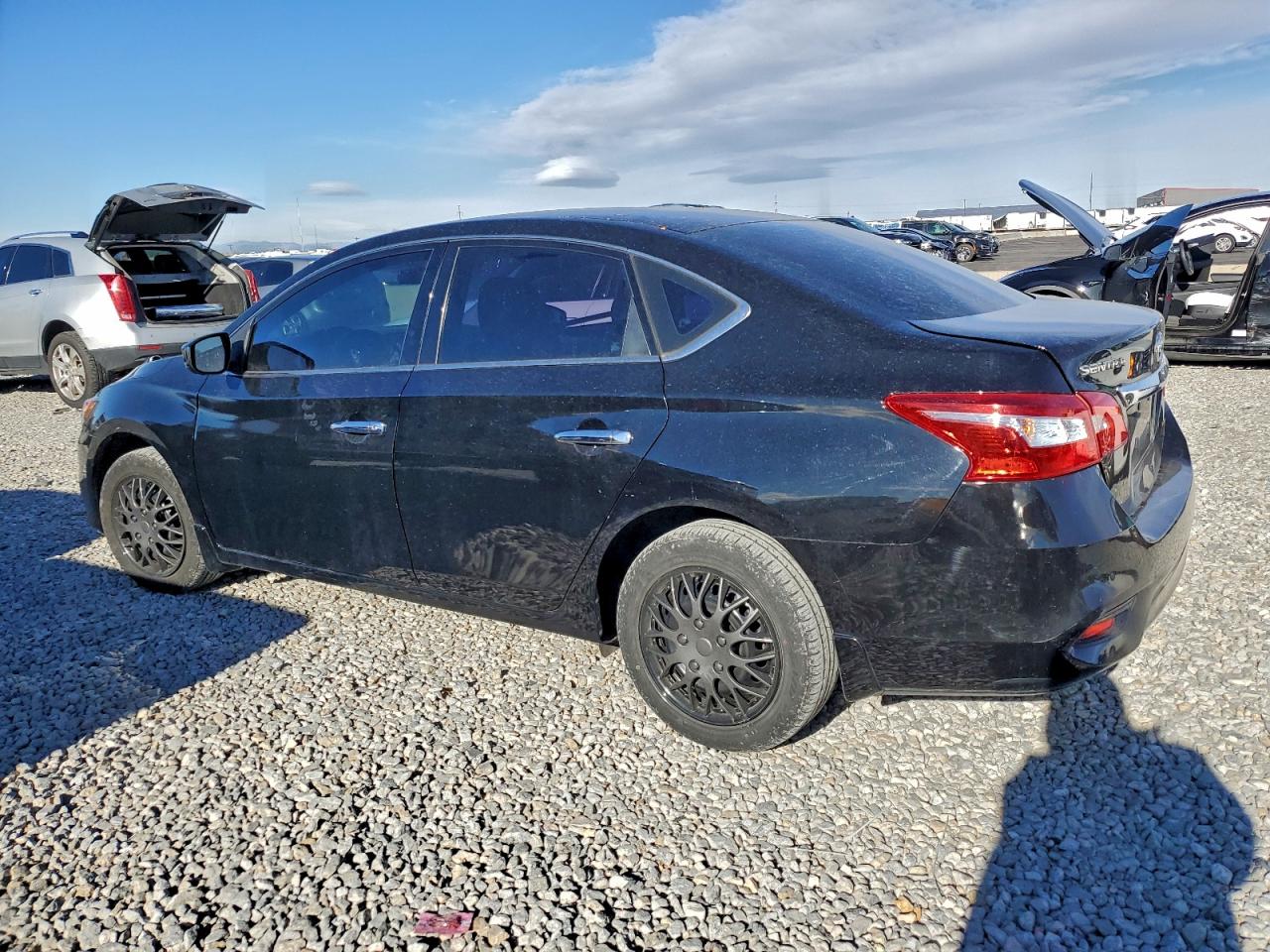 2018 NISSAN SENTRA S photo 2