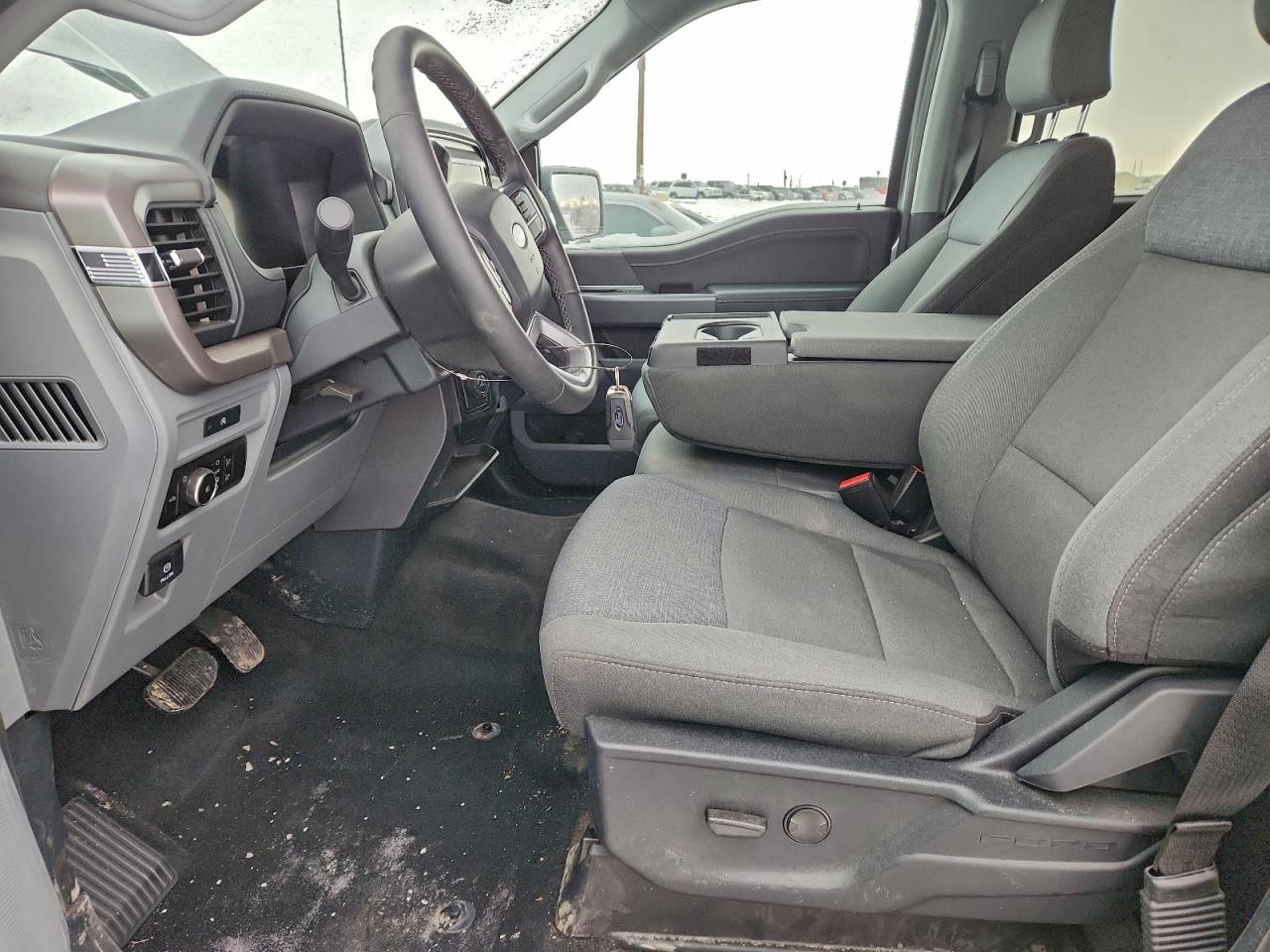 2025 FORD F150 XLT photo 7