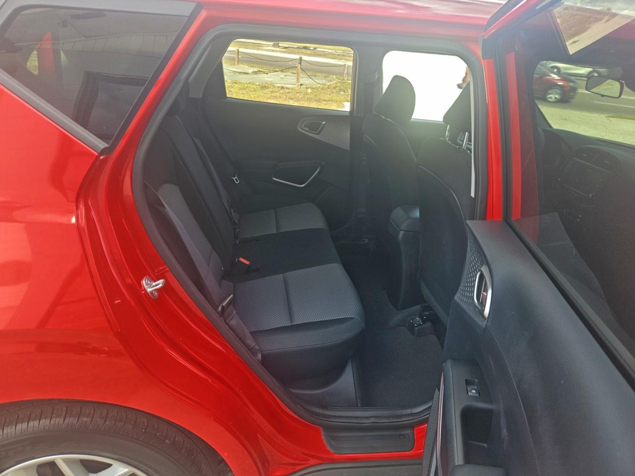 2024 KIA SOUL LX photo 6