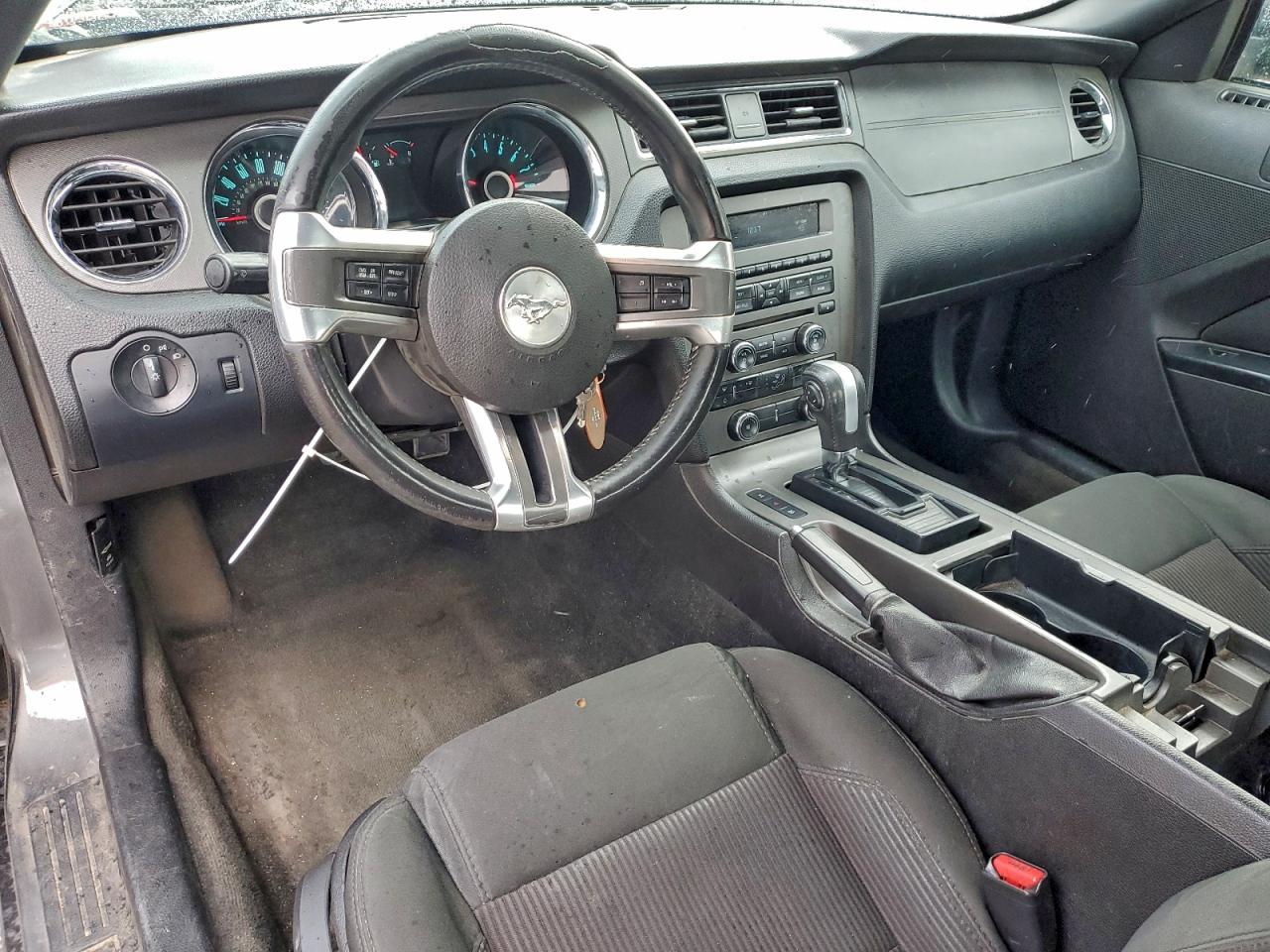 2014 FORD MUSTANG photo 8