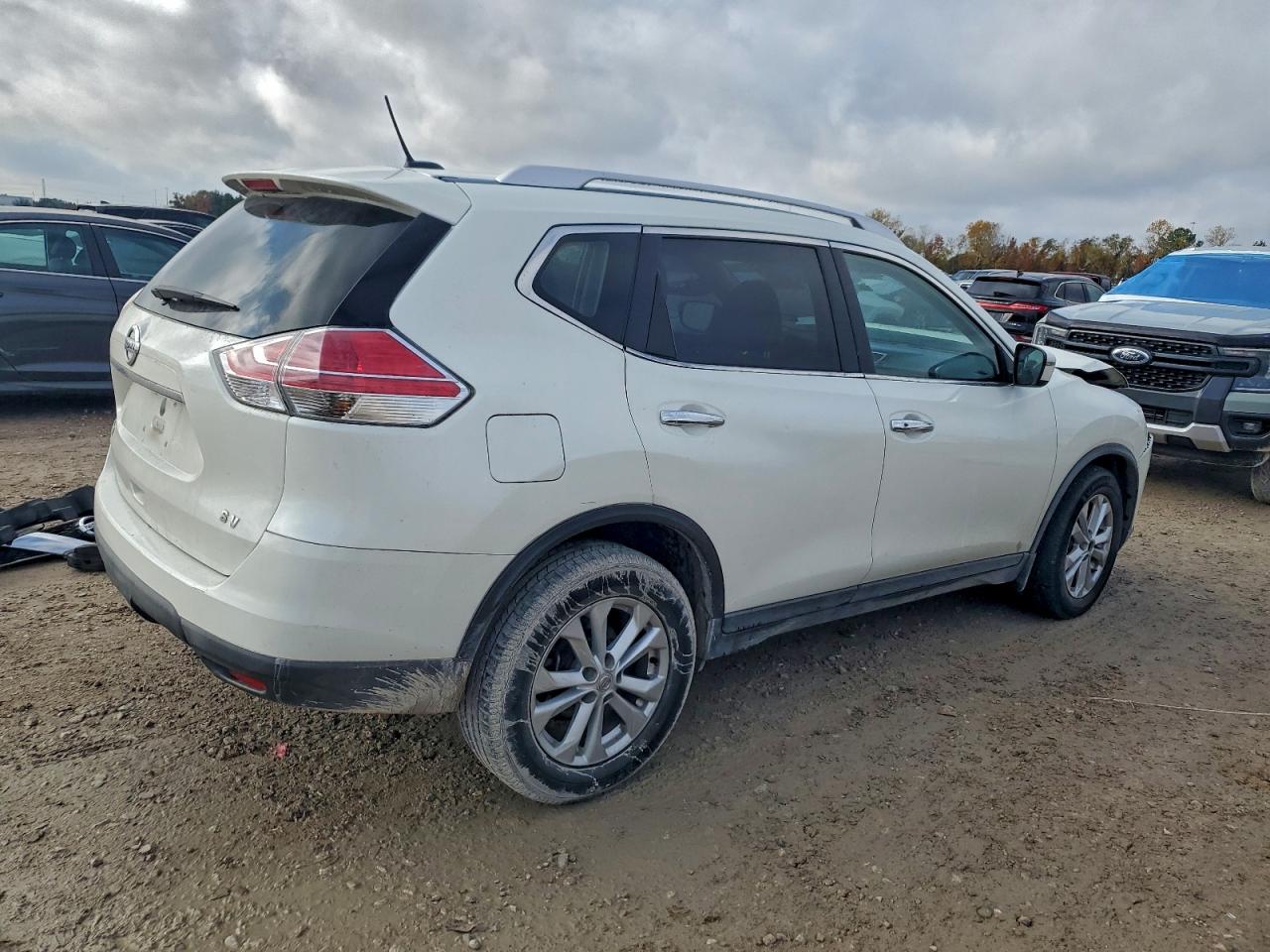 2016 NISSAN ROGUE S photo 3