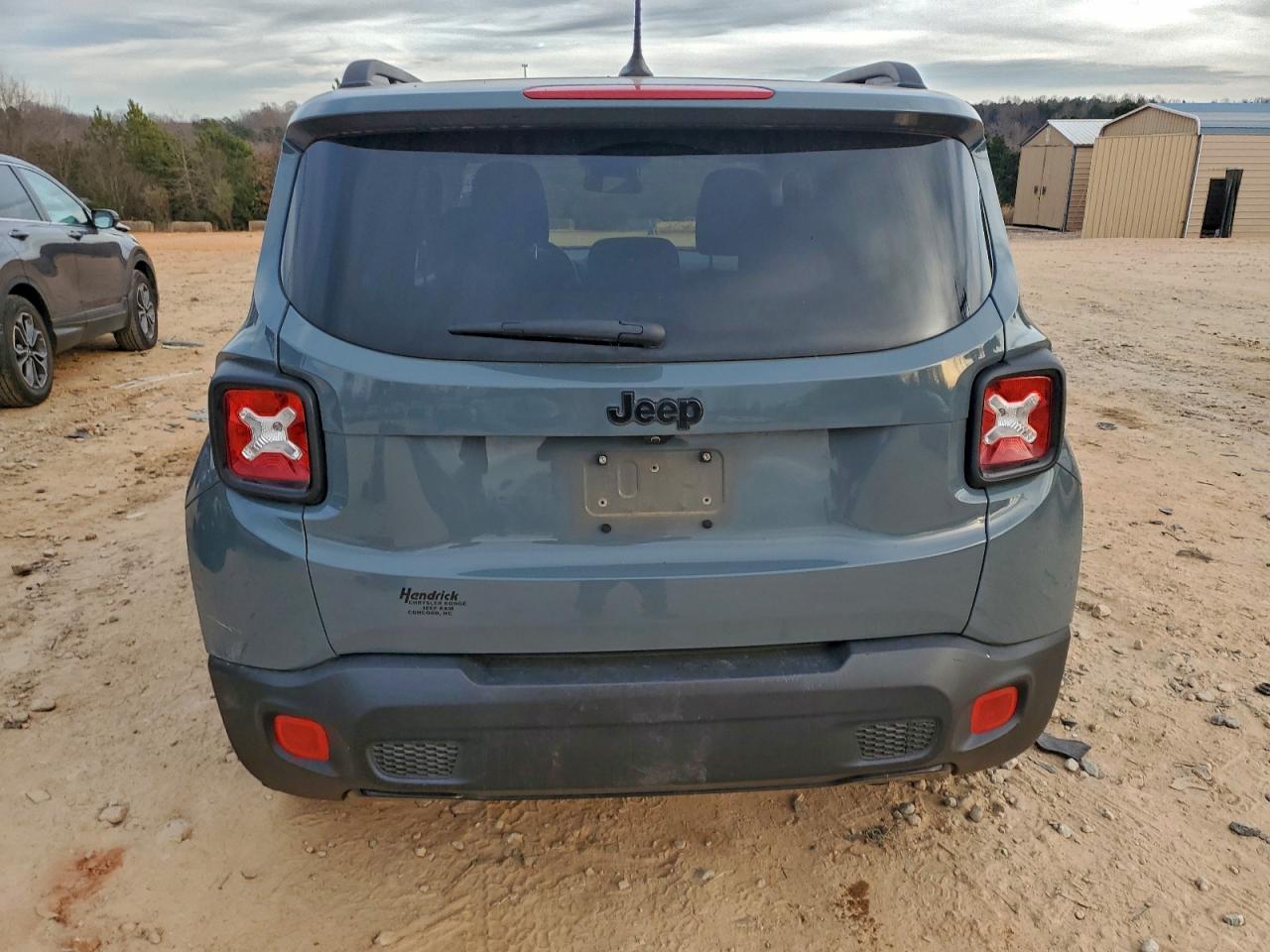 2017 JEEP RENEGADE LATITUDE photo 16