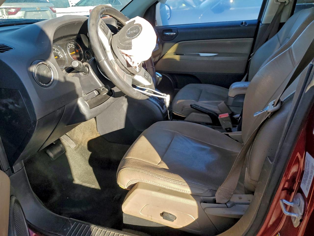 2016 JEEP COMPASS photo 13