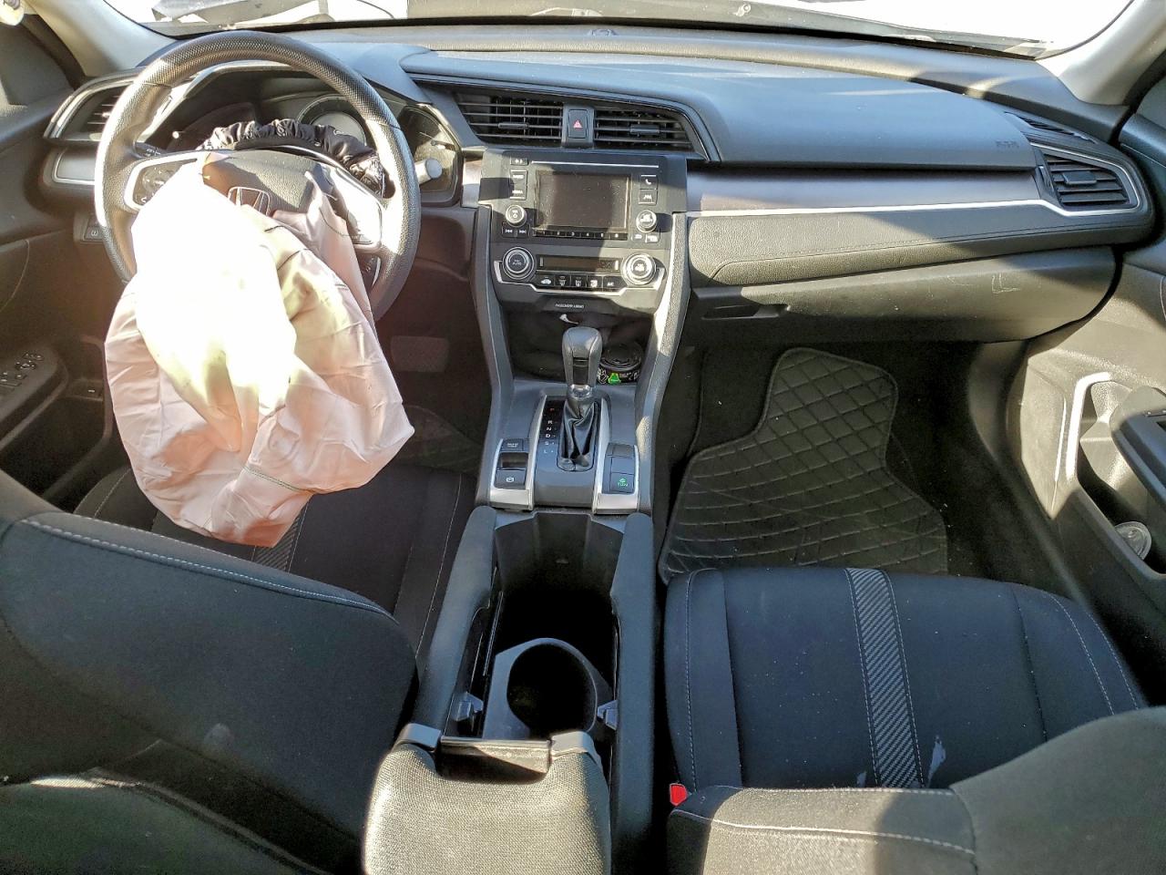 2016 HONDA CIVIC LX photo 8
