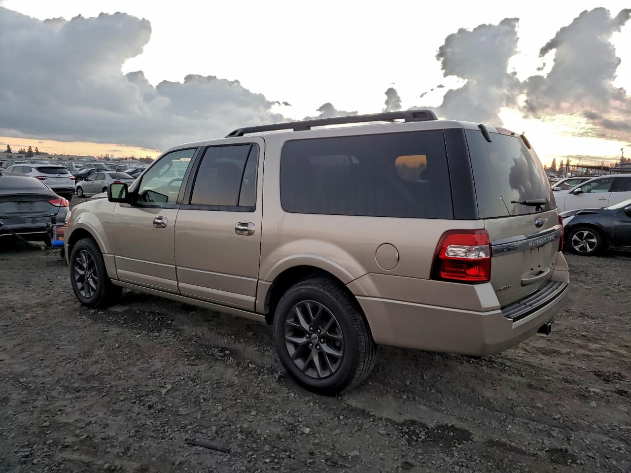2017 FORD EXPEDITION EL LIMITED photo 3
