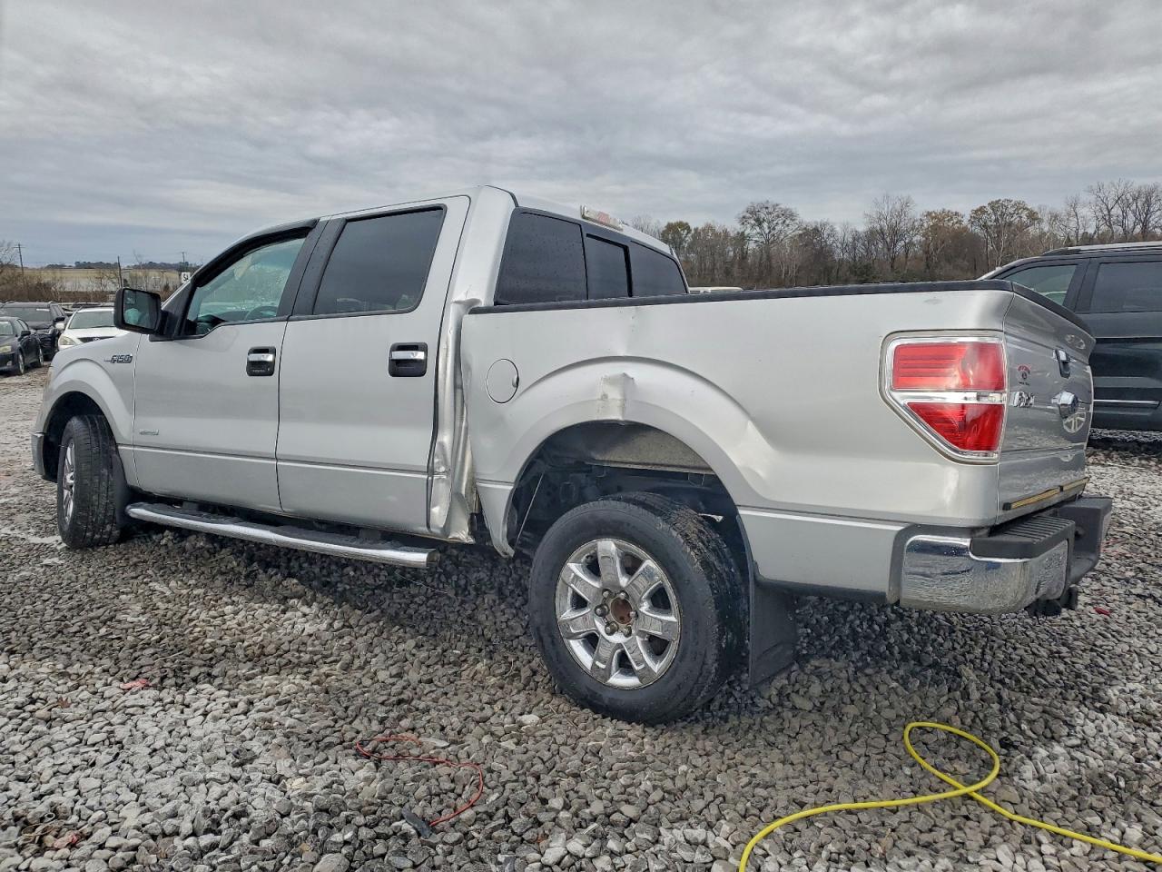 2014 FORD F150 SUPERCREW photo 2