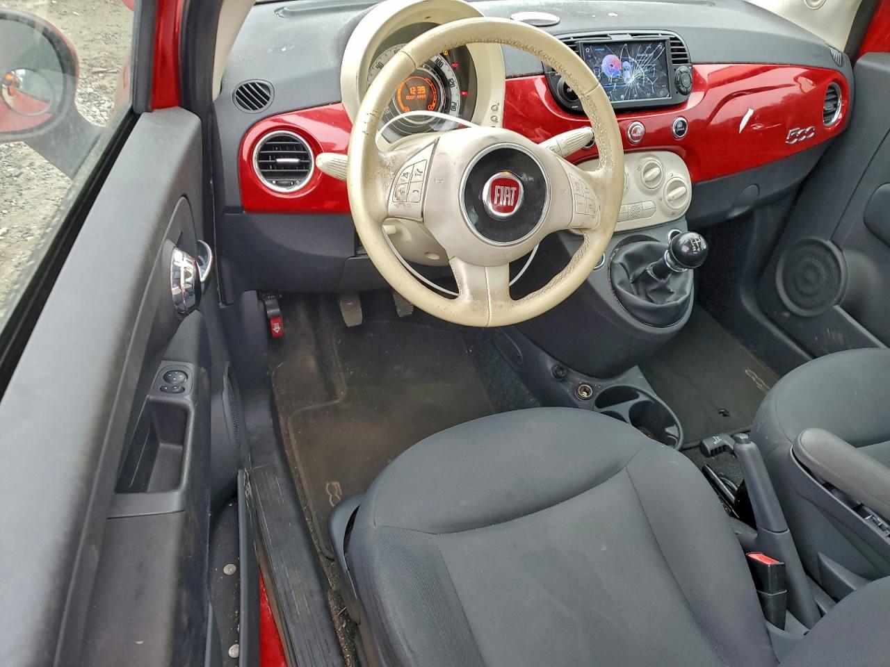 2012 FIAT 500 POP photo 8