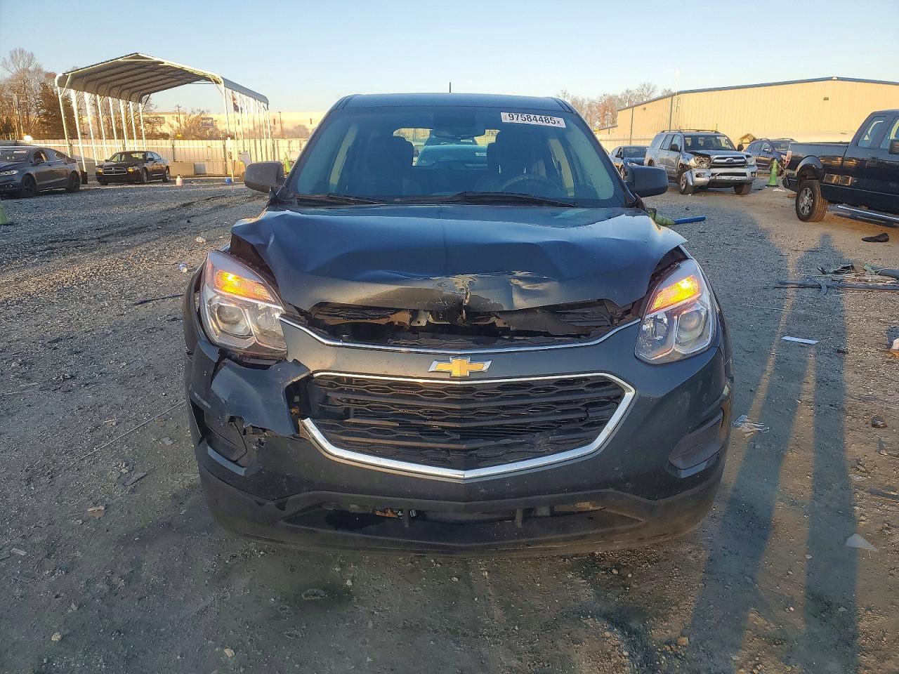 2017 CHEVROLET EQUINOX LS photo 5