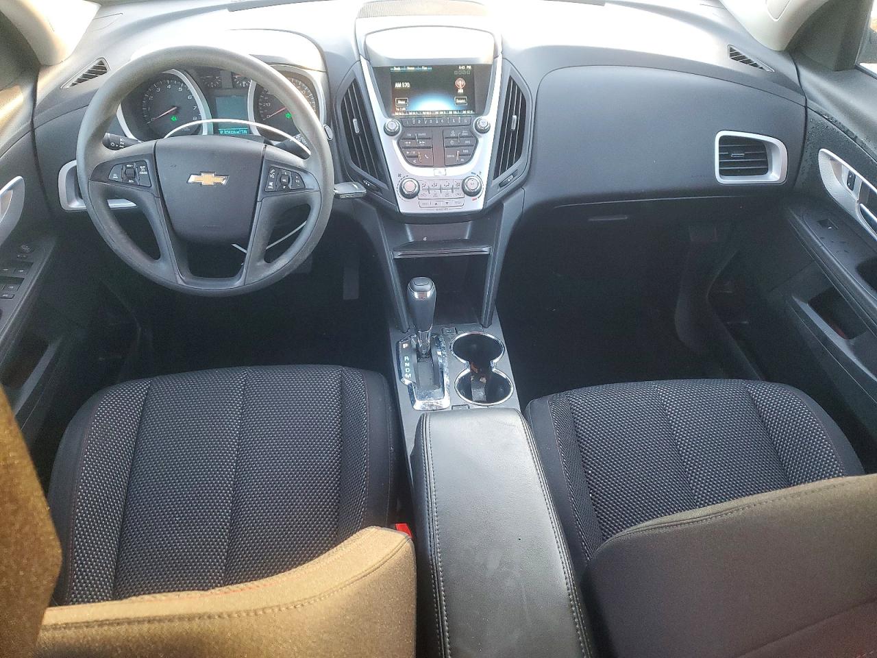 2017 CHEVROLET EQUINOX LS photo 8