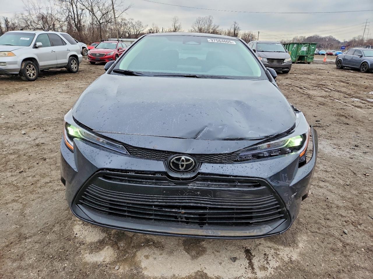 2025 TOYOTA COROLLA LE photo 5