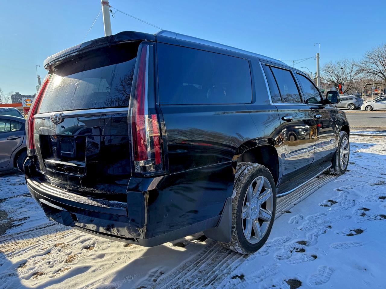 2019 CADILLAC ESCALADE ESV LUXURY photo 4