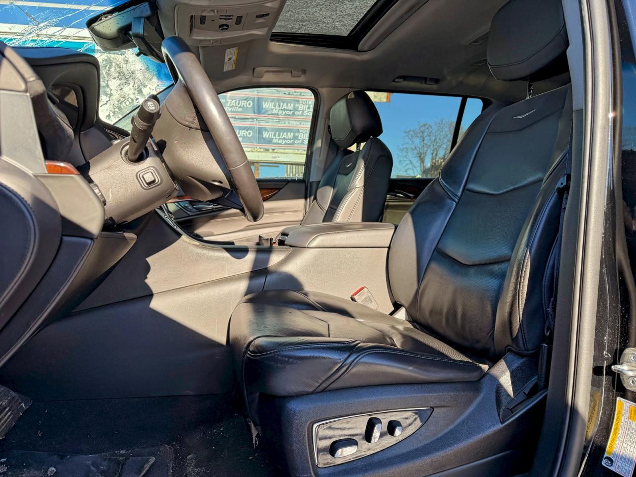2019 CADILLAC ESCALADE ESV LUXURY photo 5