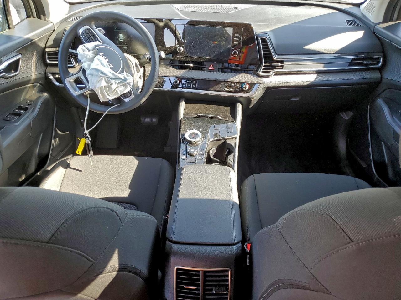 2025 KIA SPORTAGE LX photo 8