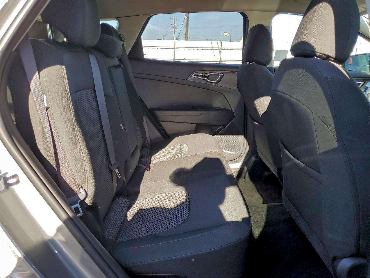 2025 KIA SPORTAGE LX photo 11