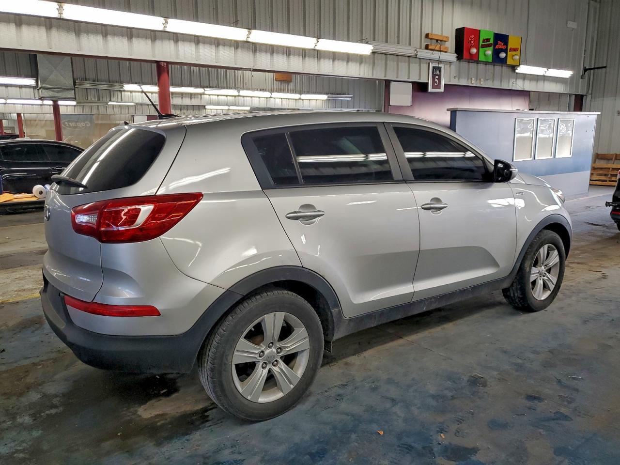 2012 KIA SPORTAGE LX photo 3