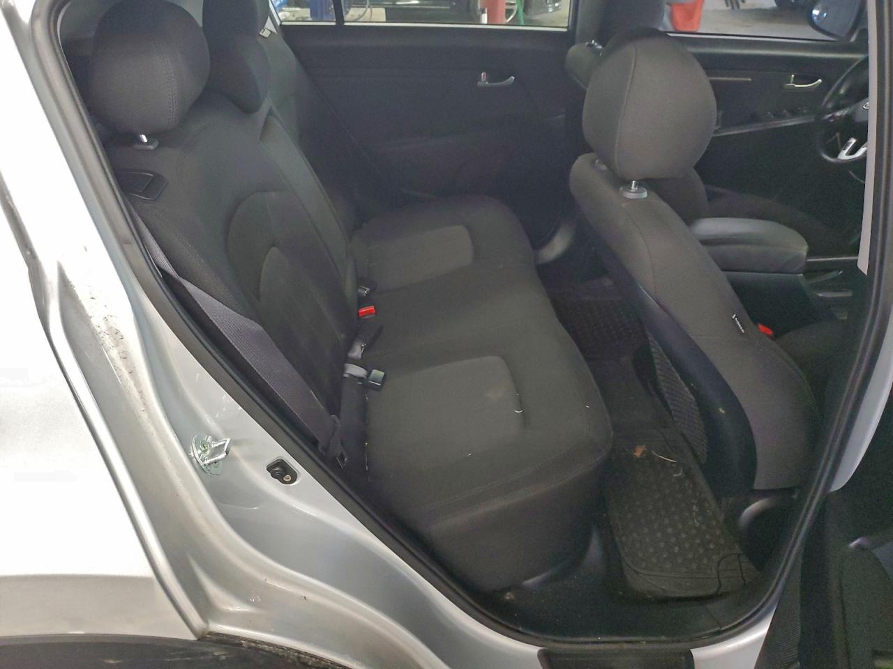 2012 KIA SPORTAGE LX photo 11