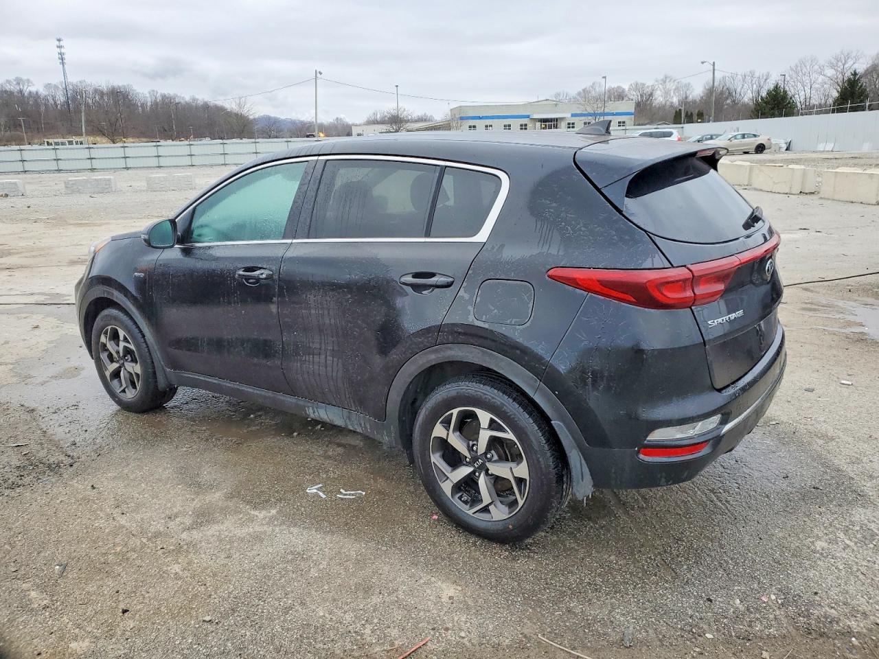 2020 KIA SPORTAGE LX photo 3