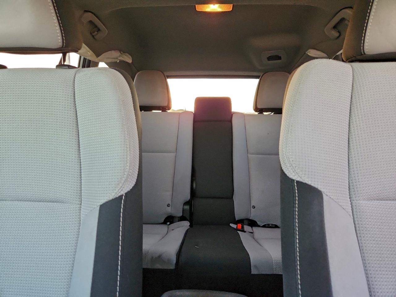 2009 TOYOTA COROLLA BASE photo 10