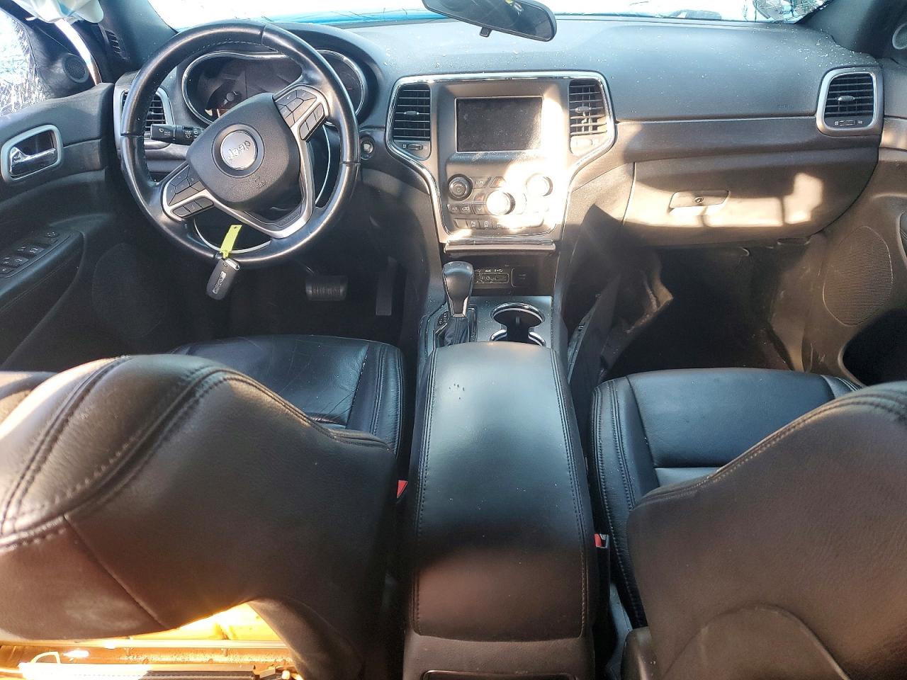2018 JEEP GRAND CHEROKEE LAREDO photo 8