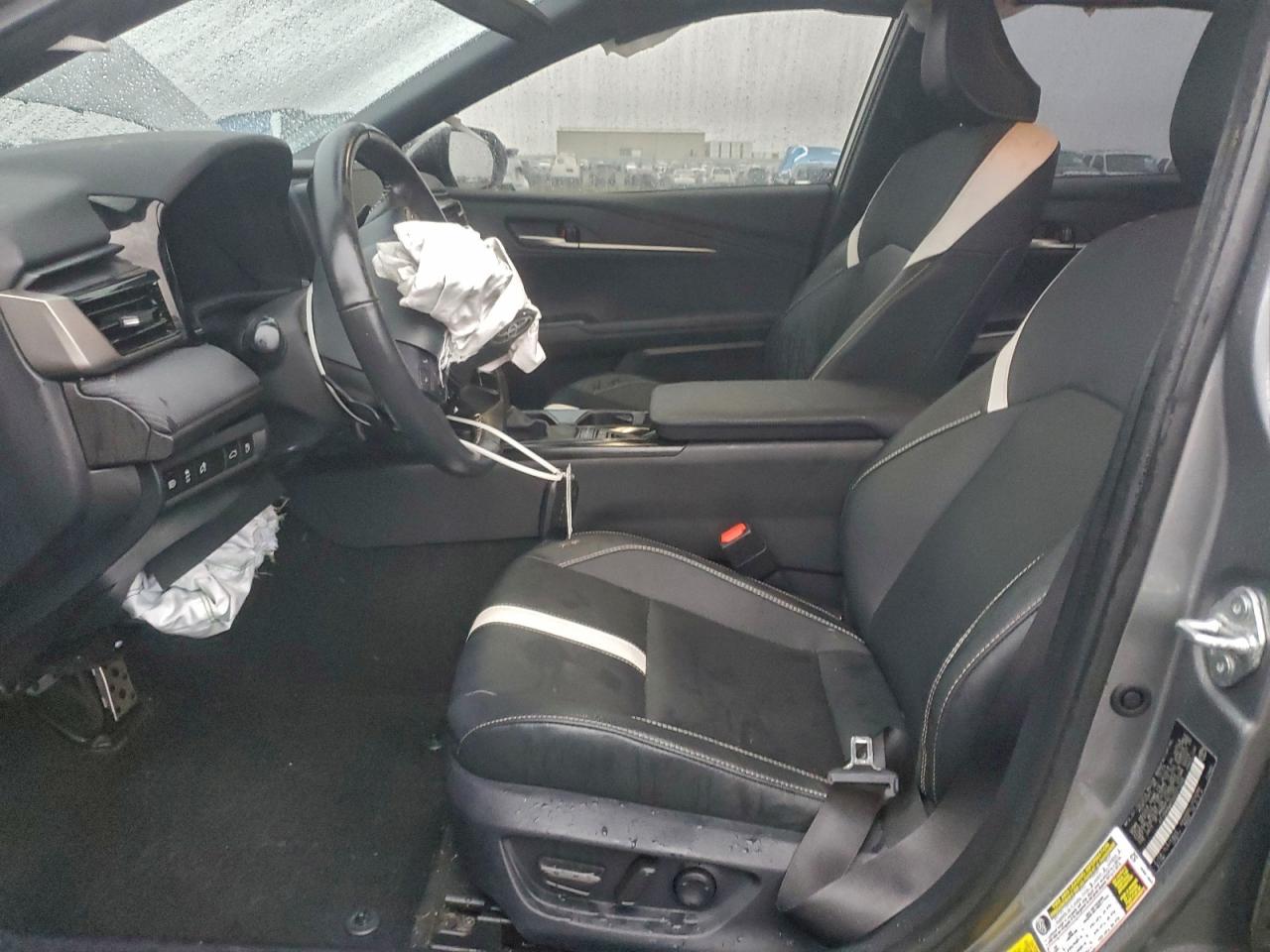 2025 TOYOTA CAMRY XSE photo 7
