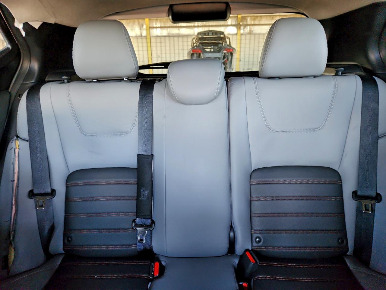 2022 NISSAN KICKS SR photo 10