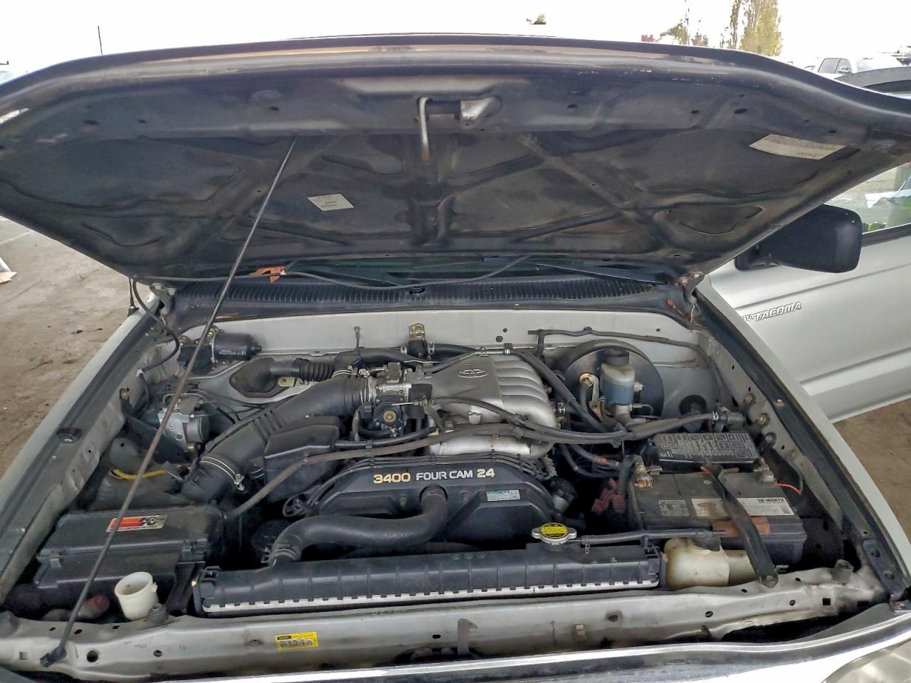 2004 TOYOTA TACOMA XTRACAB PRERUNNER photo 11