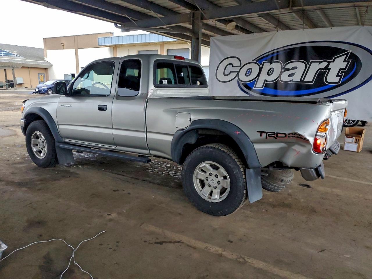 2004 TOYOTA TACOMA XTRACAB PRERUNNER photo 2