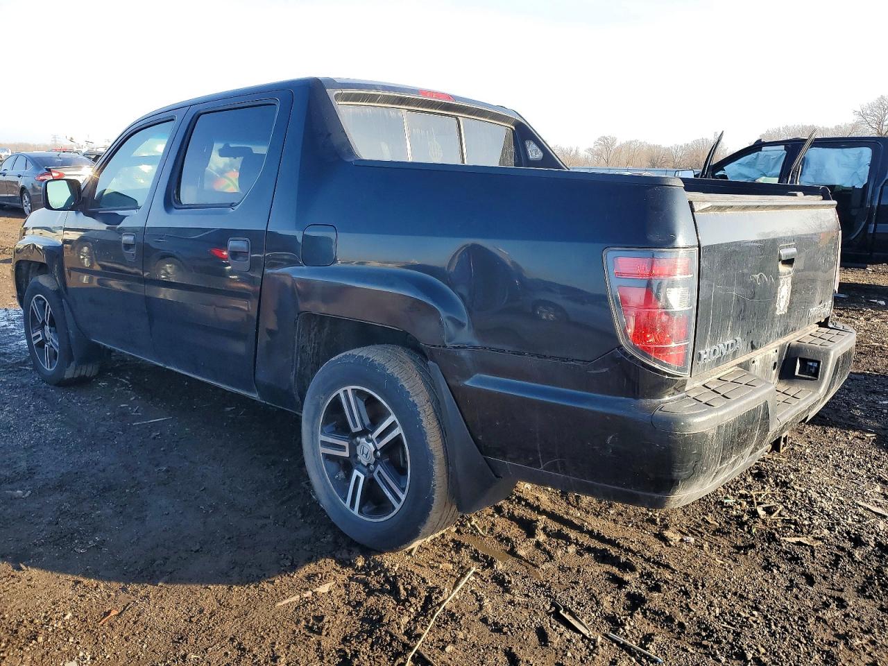 2012 HONDA RIDGELINE SPORT photo 2