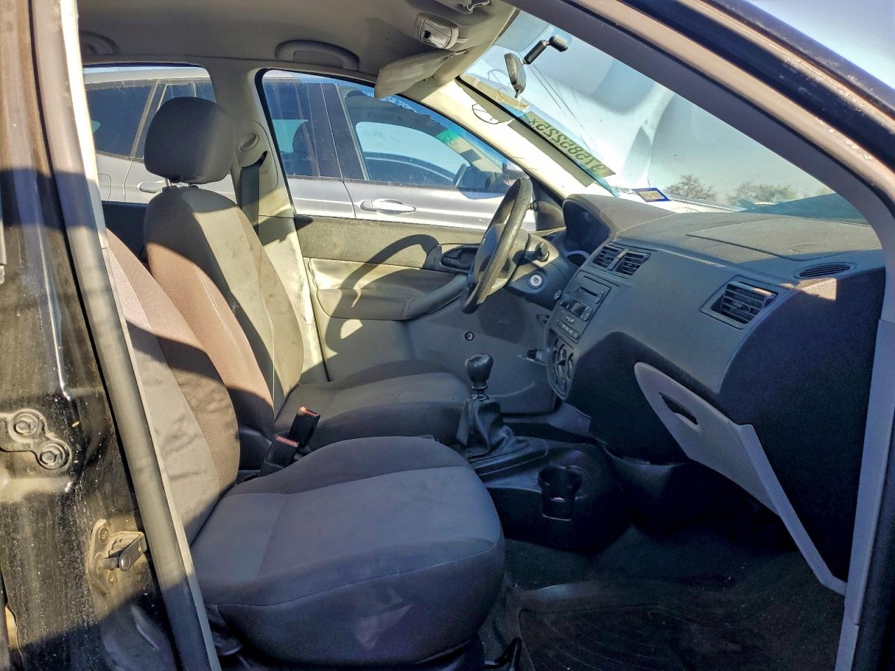 2007 FORD FOCUS ZX4 photo 7