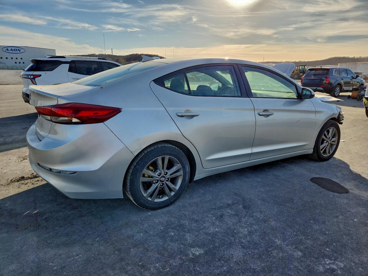 2018 HYUNDAI ELANTRA SEL photo 3