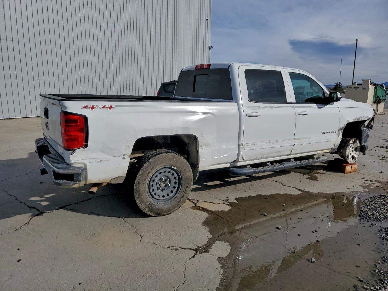 2017 CHEVROLET SILVERADO K1500 LT photo 3