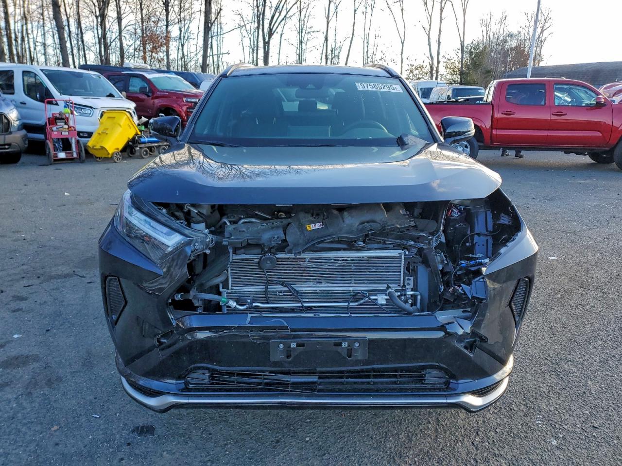 2023 TOYOTA RAV4 PRIME SE photo 5