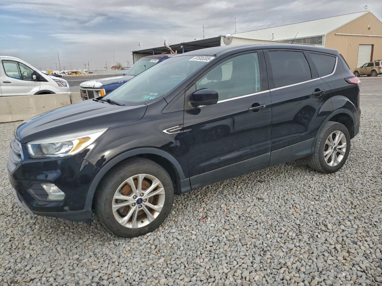 2017 FORD ESCAPE