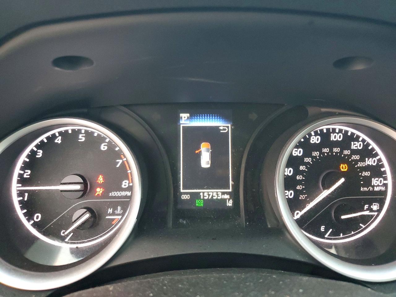 2024 TOYOTA CAMRY LE photo 9