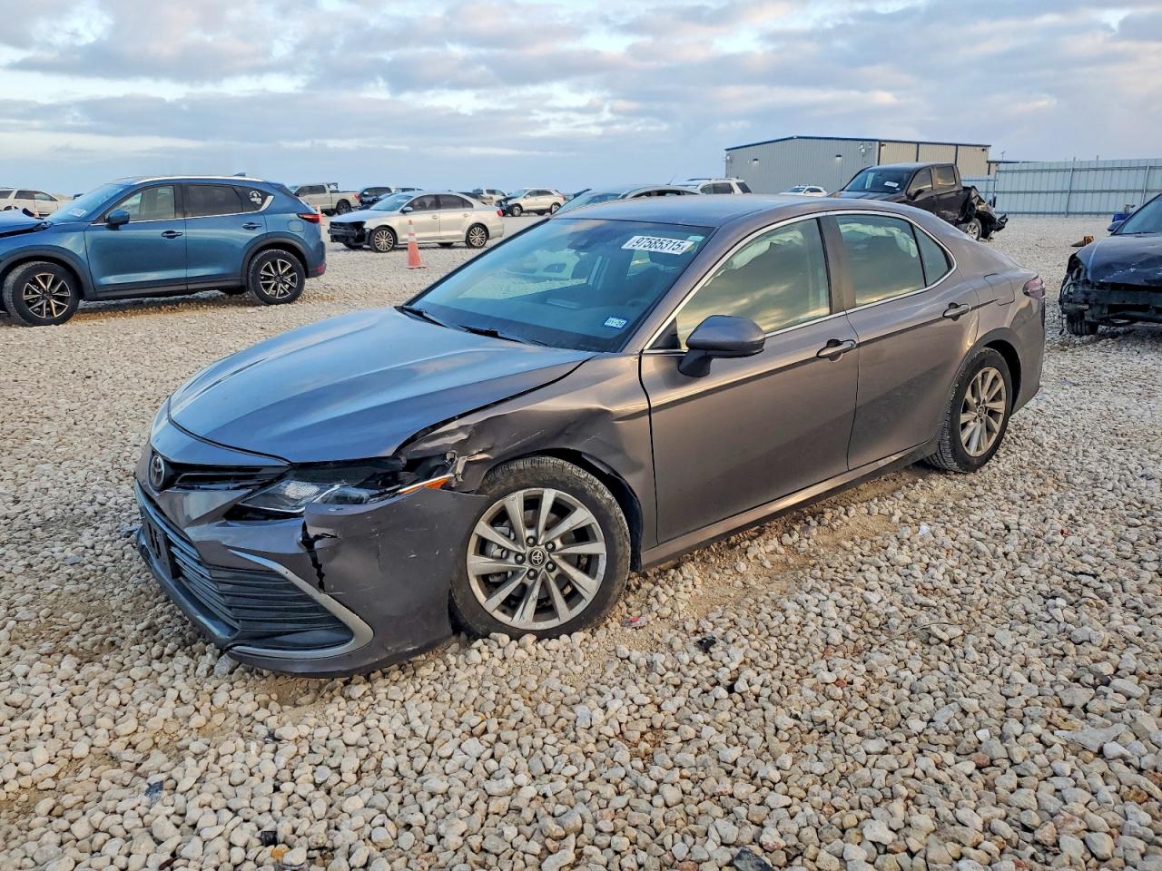 2024 TOYOTA CAMRY