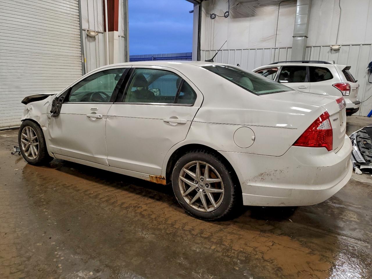 2011 FORD FUSION SEL photo 2