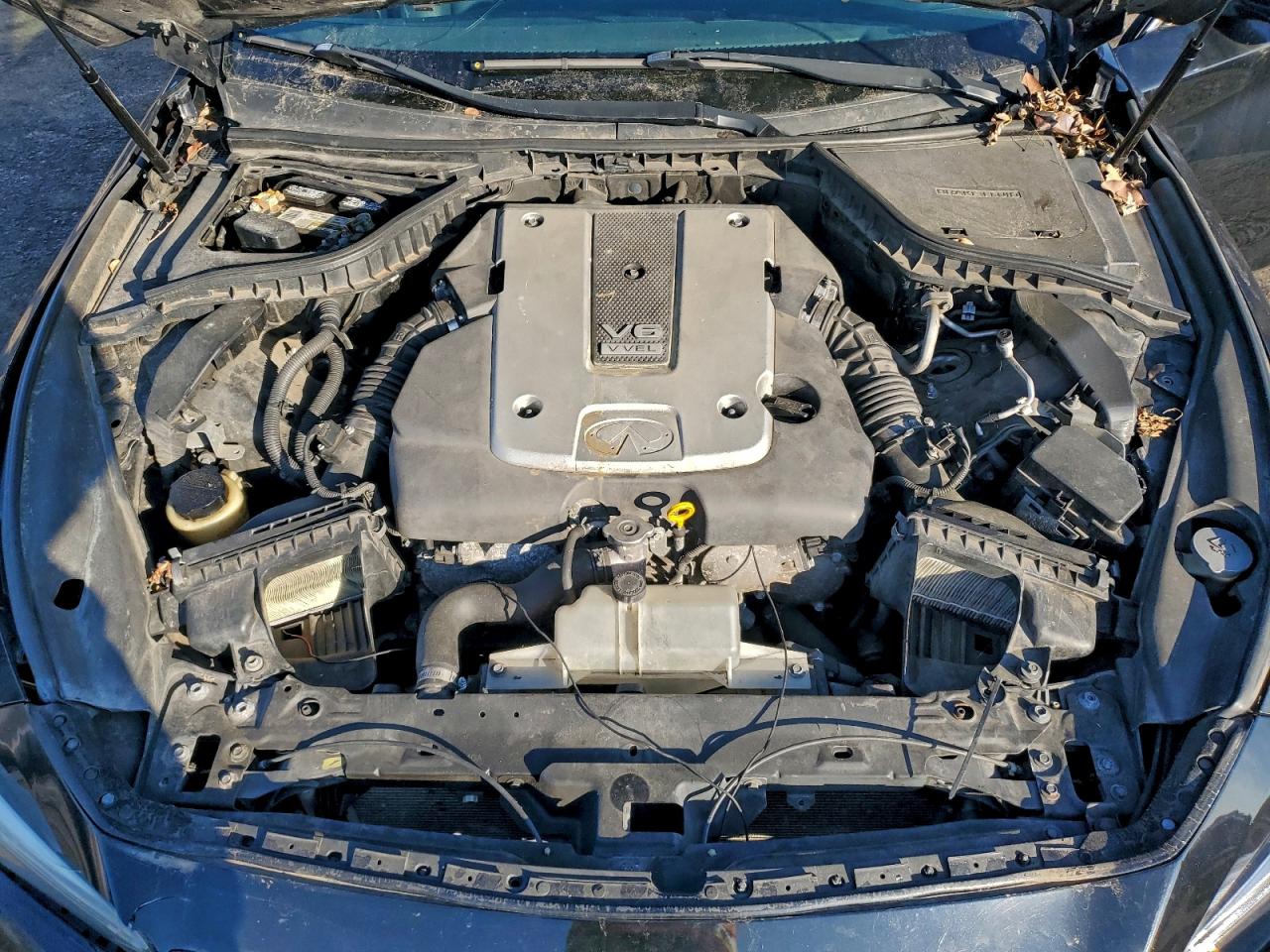 2015 INFINITI Q50 BASE photo 11