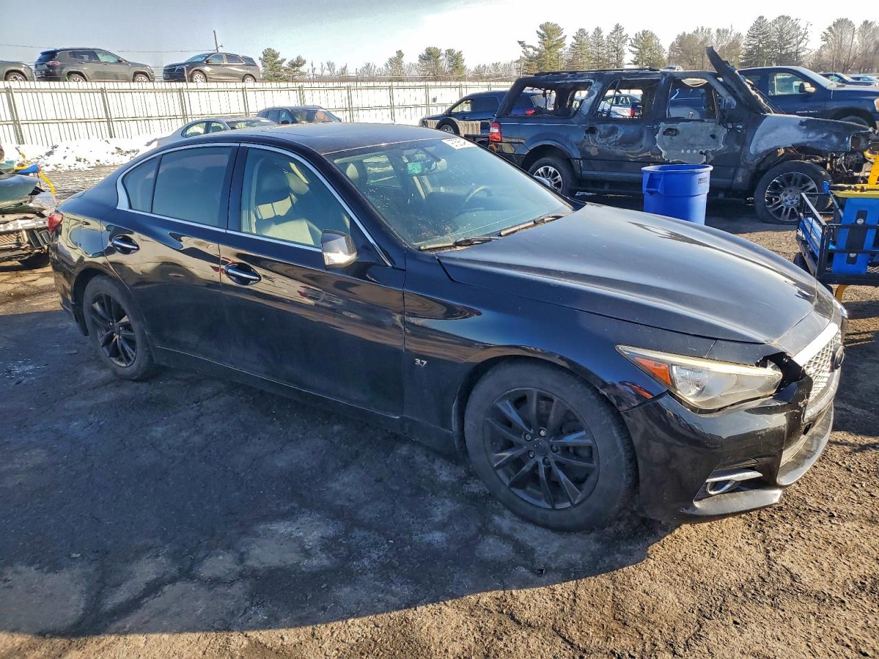 2015 INFINITI Q50 BASE photo 4