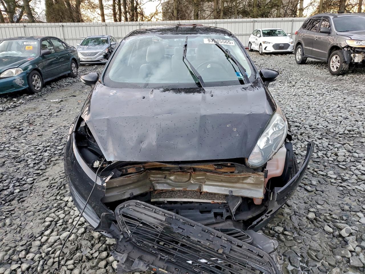 2015 FORD FIESTA SE photo 5