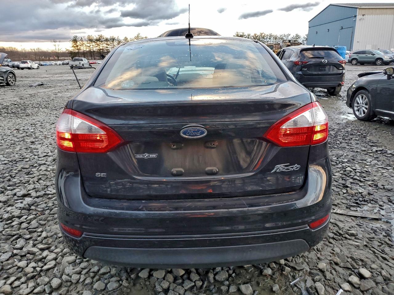 2015 FORD FIESTA SE photo 6
