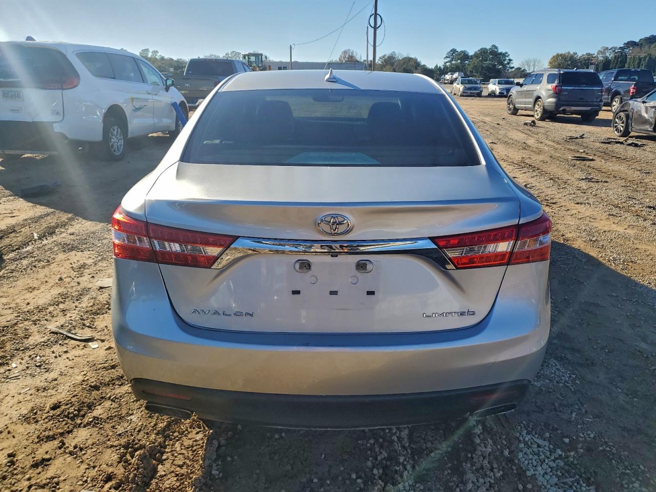 2013 TOYOTA AVALON BASE photo 6