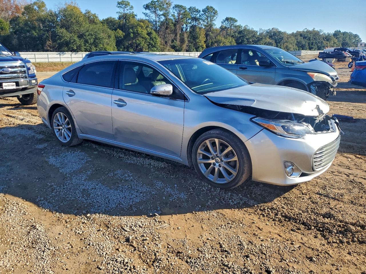 2013 TOYOTA AVALON BASE photo 4