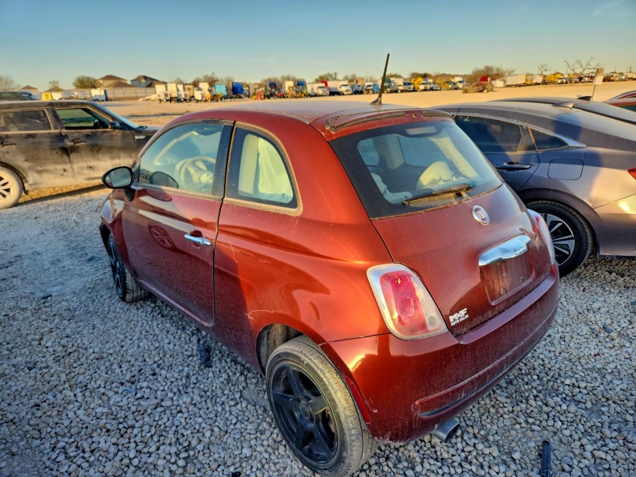 2013 FIAT 500 POP photo 2