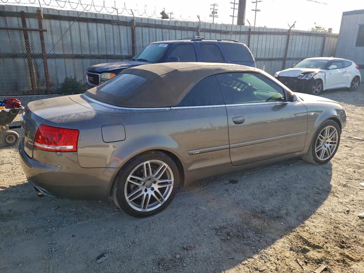 2009 AUDI A4 2.0T CABRIOLET photo 3