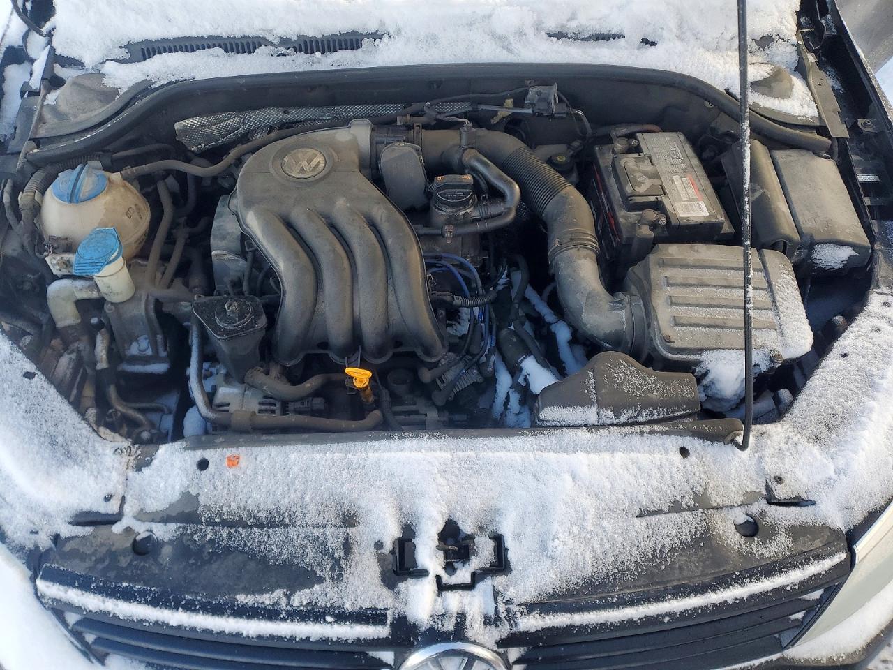 2012 VOLKSWAGEN JETTA photo 11