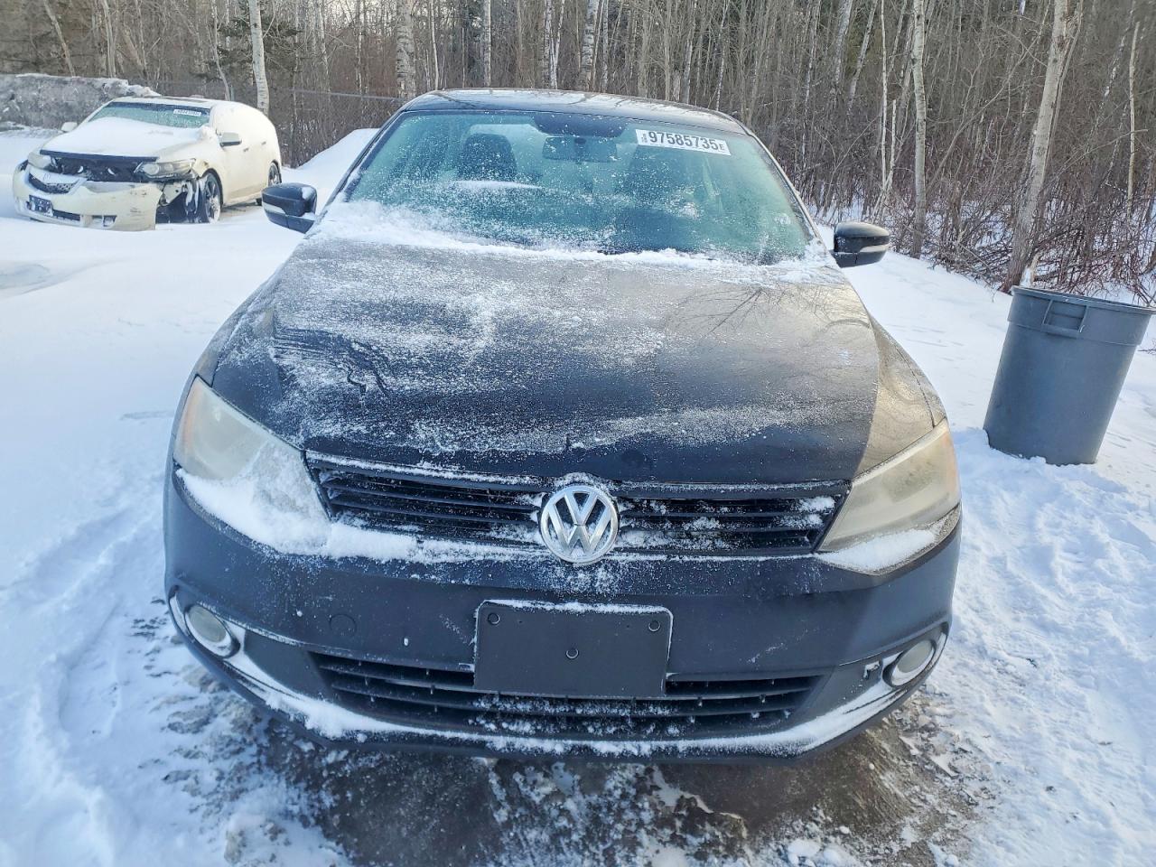 2012 VOLKSWAGEN JETTA photo 5