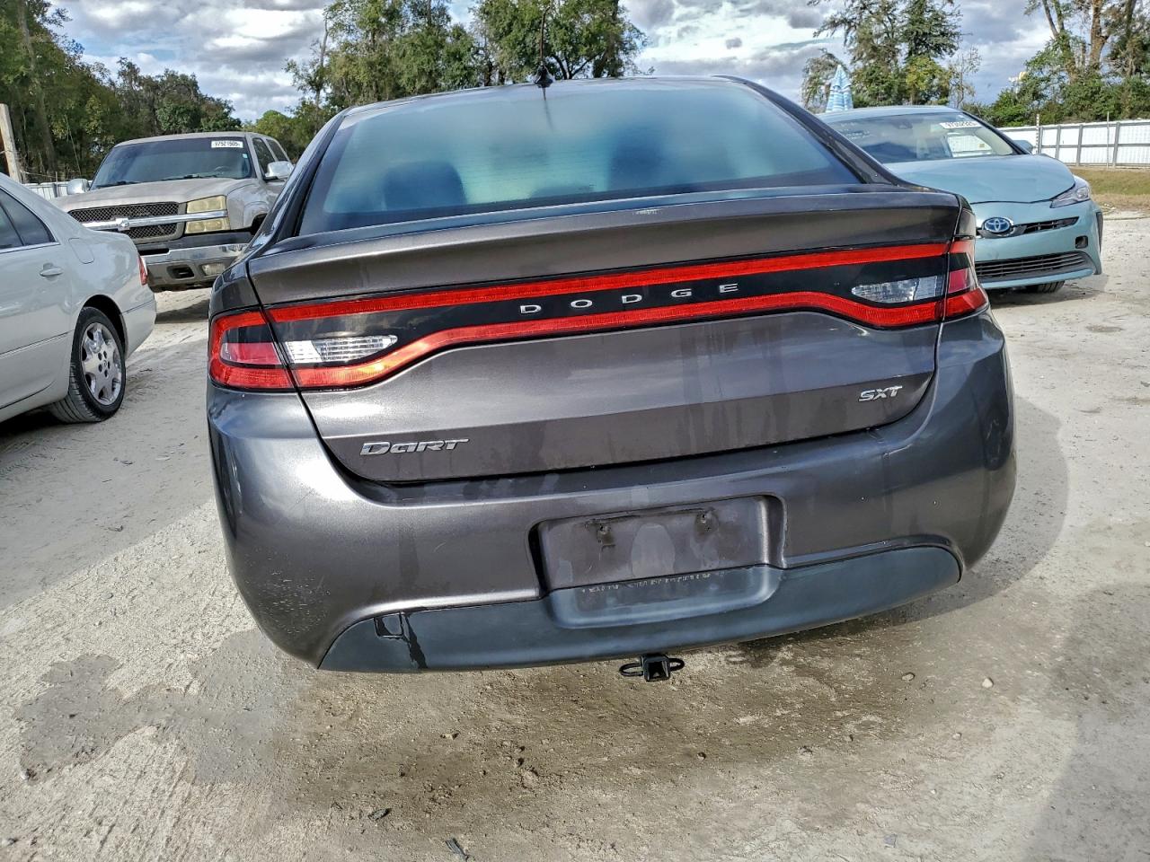 2015 DODGE DART SXT photo 6