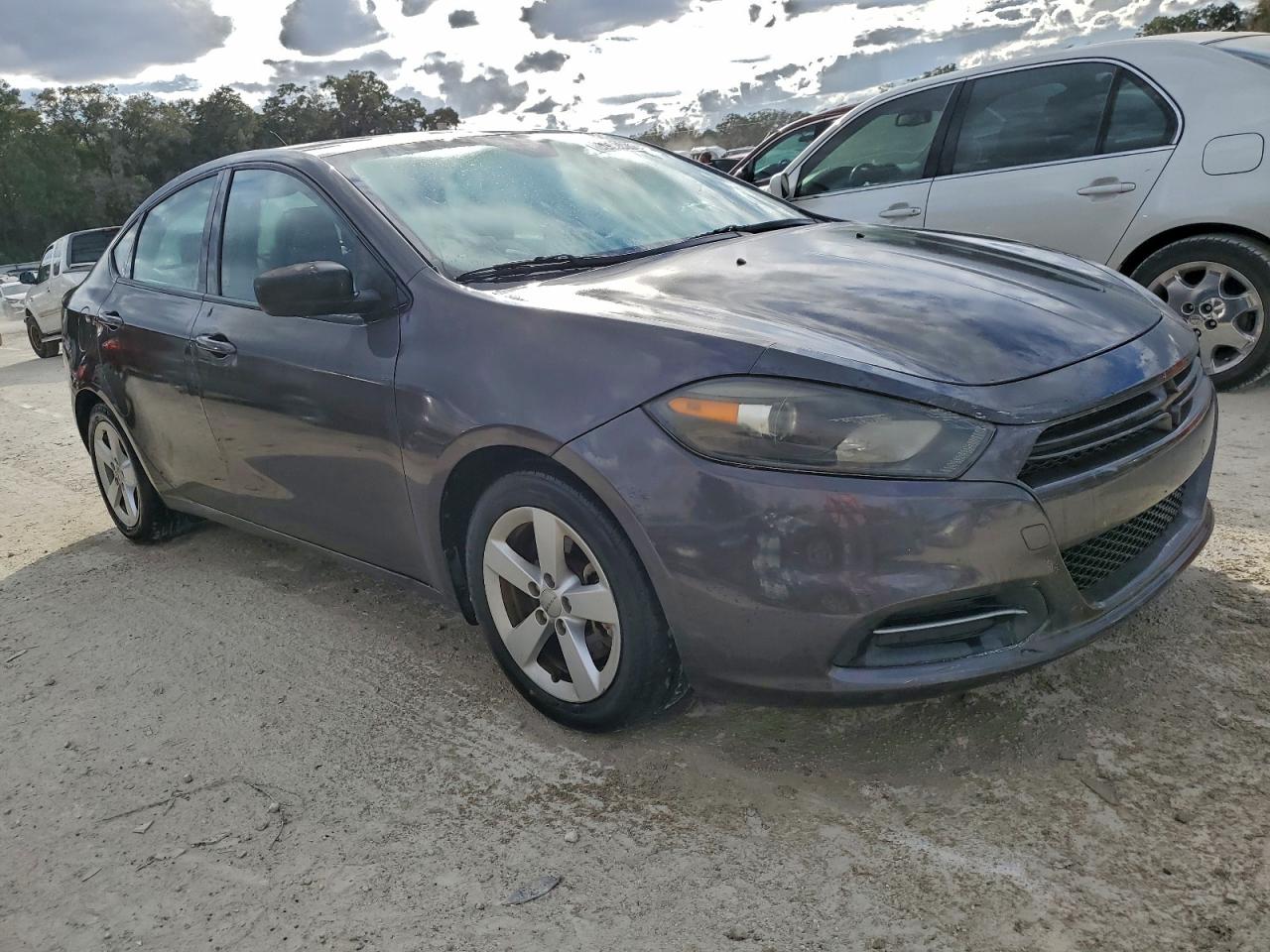 2015 DODGE DART SXT photo 4