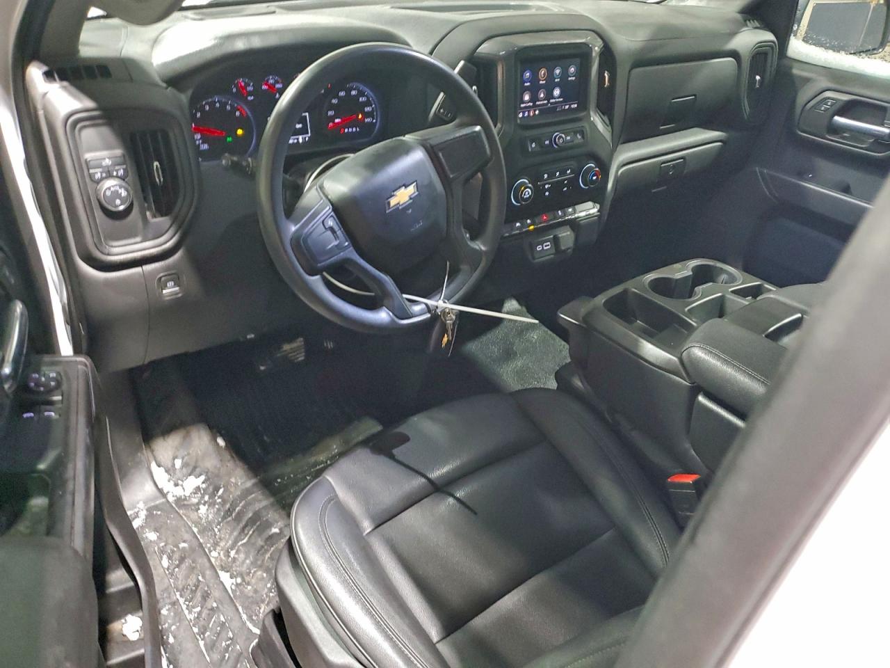 2023 CHEVROLET SILVERADO C1500 photo 8