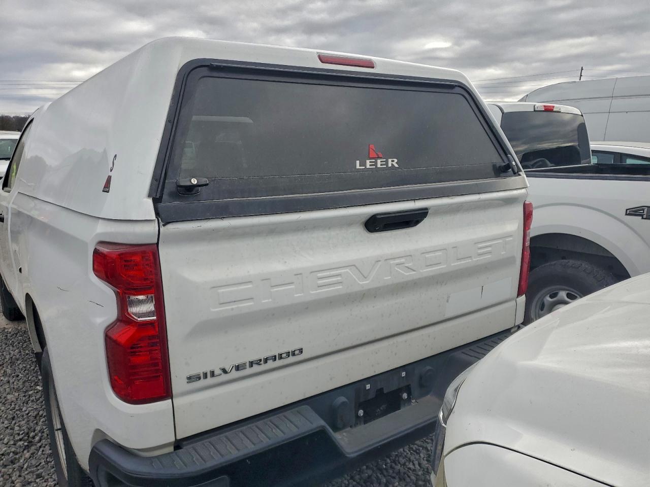 2023 CHEVROLET SILVERADO C1500 photo 6